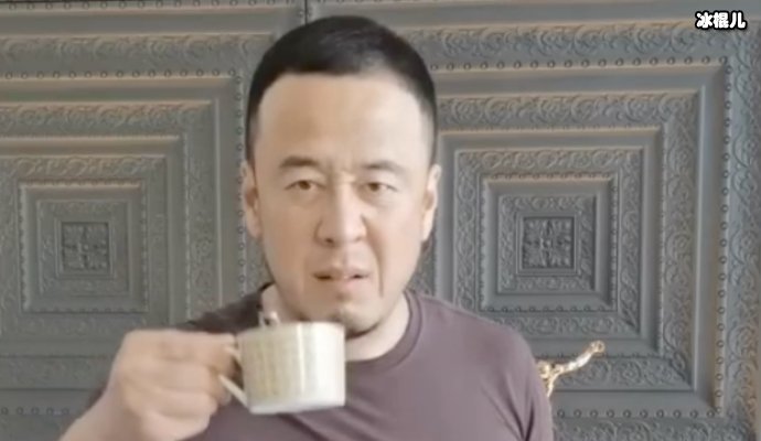 杨坤diss《惊雷》后欧阳娜娜惊喜翻唱，画风突变毫无喊麦味